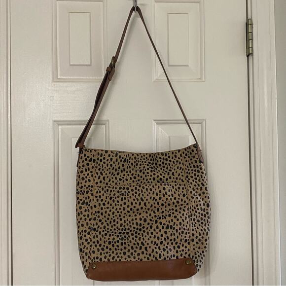UNIVERSAL THREAD • Spotted Animal Print Bucket Tote Shoulder Bag Purse - Picture 9 of 10